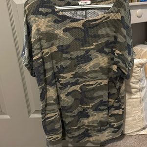 Camo short sleeve shirt